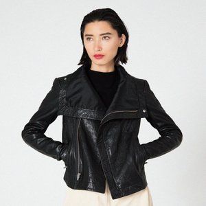 Veda Max Classic Leather Jacket Black Small